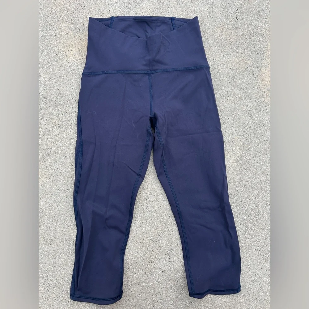 Lululemon In Mesh Tight Leggings Womens 4 Midnight Navy - Picture 2 of 4